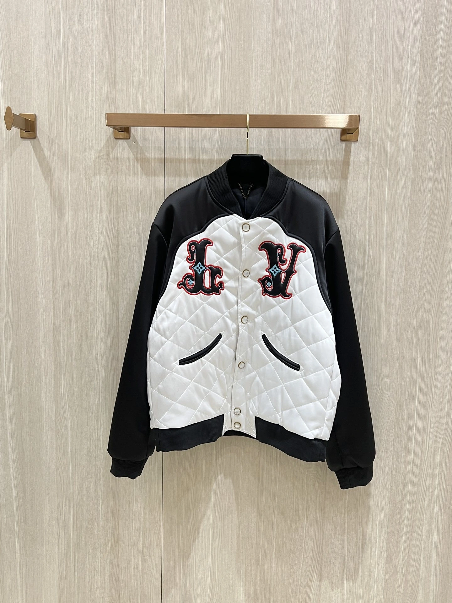 wg.luxury-- 8V embroidery item:D-F000K1423